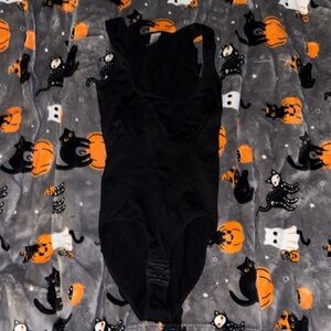 Amazon Black Women's Shapewear Bodysuit M